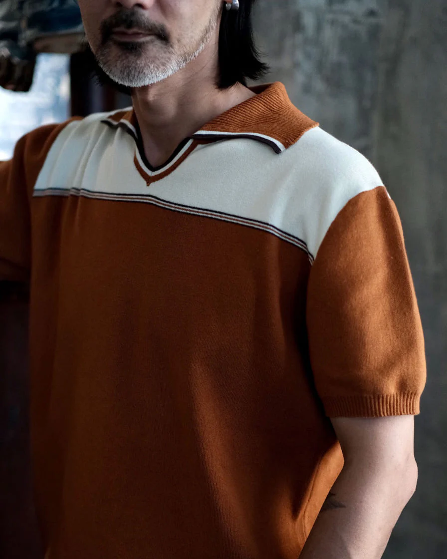 Buttonless Two-tone Polo - Image 4