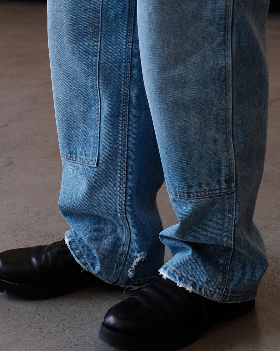 Double-Knee Flared Washed Jeans - Image 3