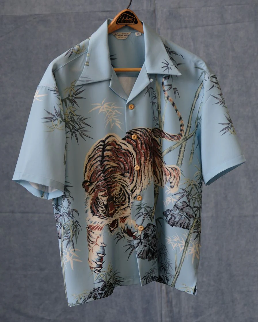 Ink-painting 'Tiger' Aloha Shirt - Image 6