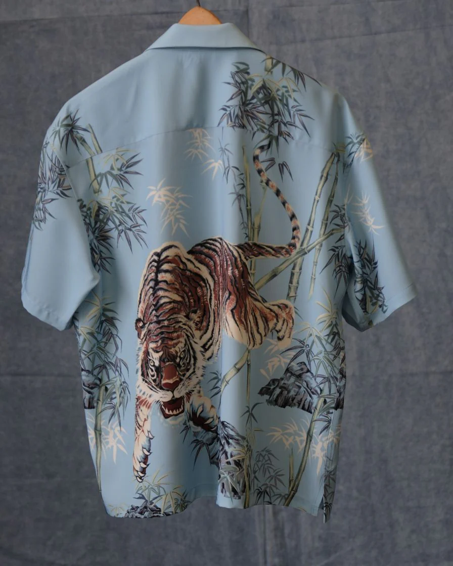 Ink-painting 'Tiger' Aloha Shirt - Image 7