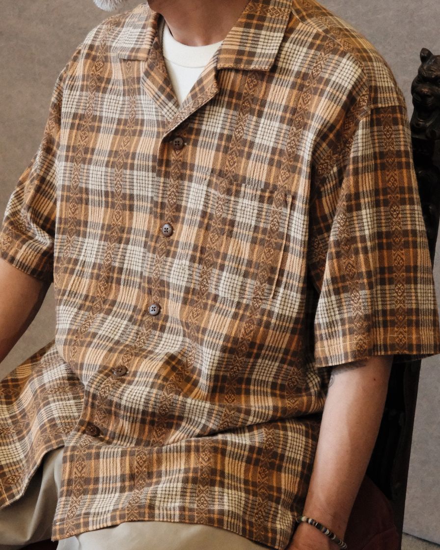 Plaided Guayabera Shirt - Image 8