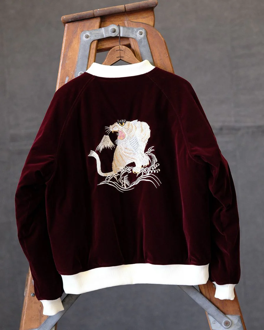 Quilted Souvenir Valvet Jacket Tiger&Dragon Embroidery - Image 13