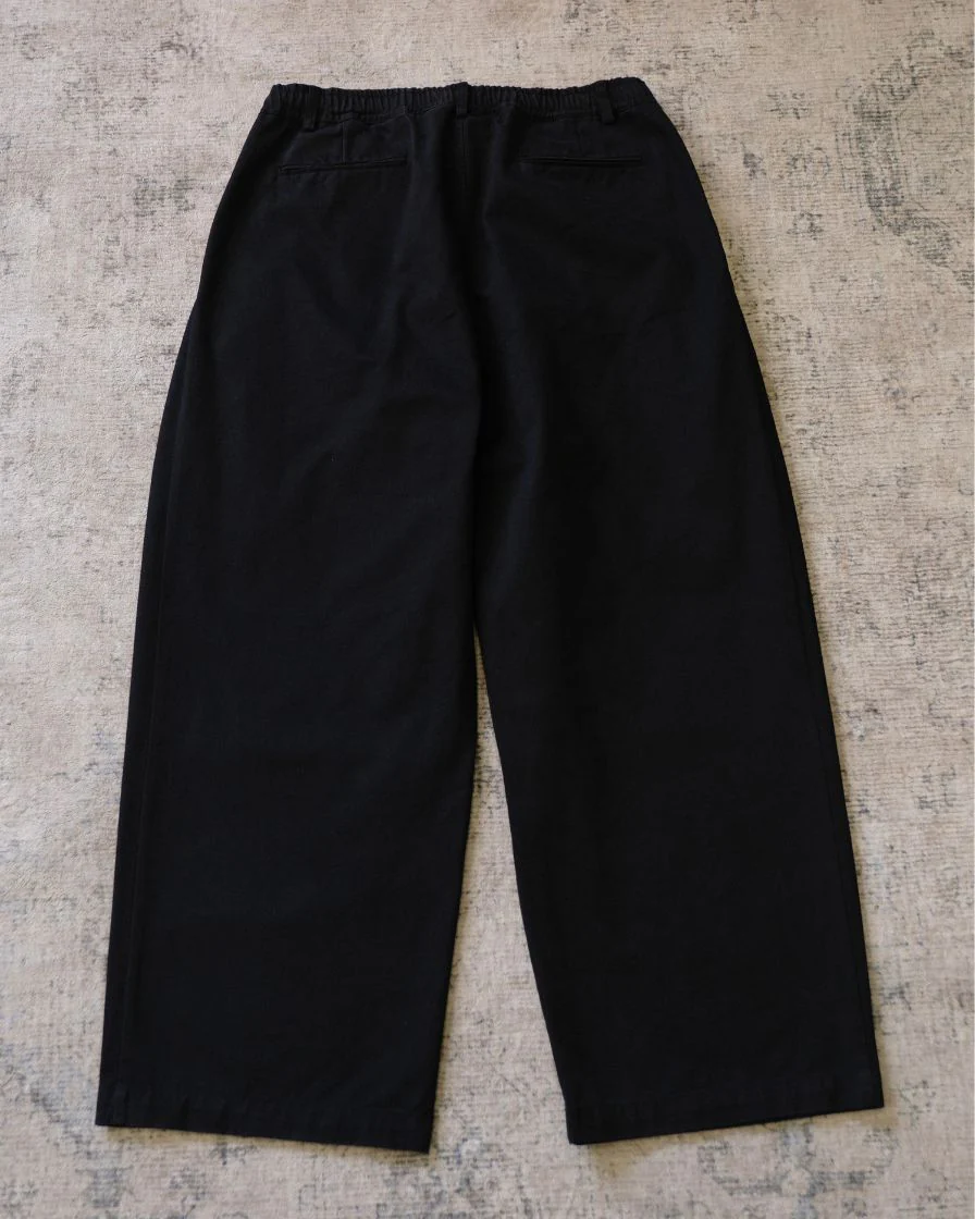 Strapped Pleated Chino Pima Cotton - Image 12