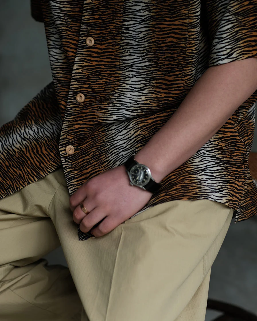 Tiger Pattern Printed Aloha Shirt - Image 5