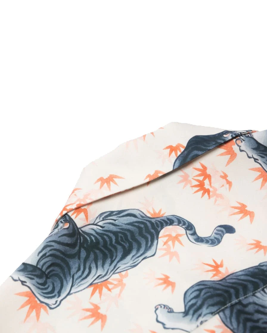 Tiger Printed Aloha Shirt - Image 8