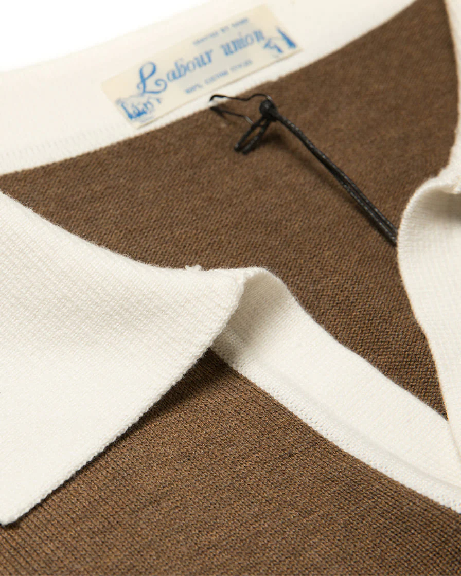 Two Tone Buttonless Polo Shirt - Image 12