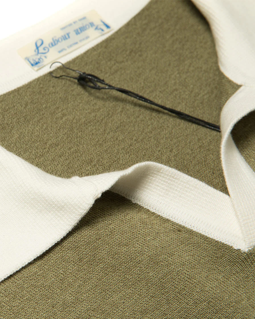 Two Tone Buttonless Polo Shirt - Image 14