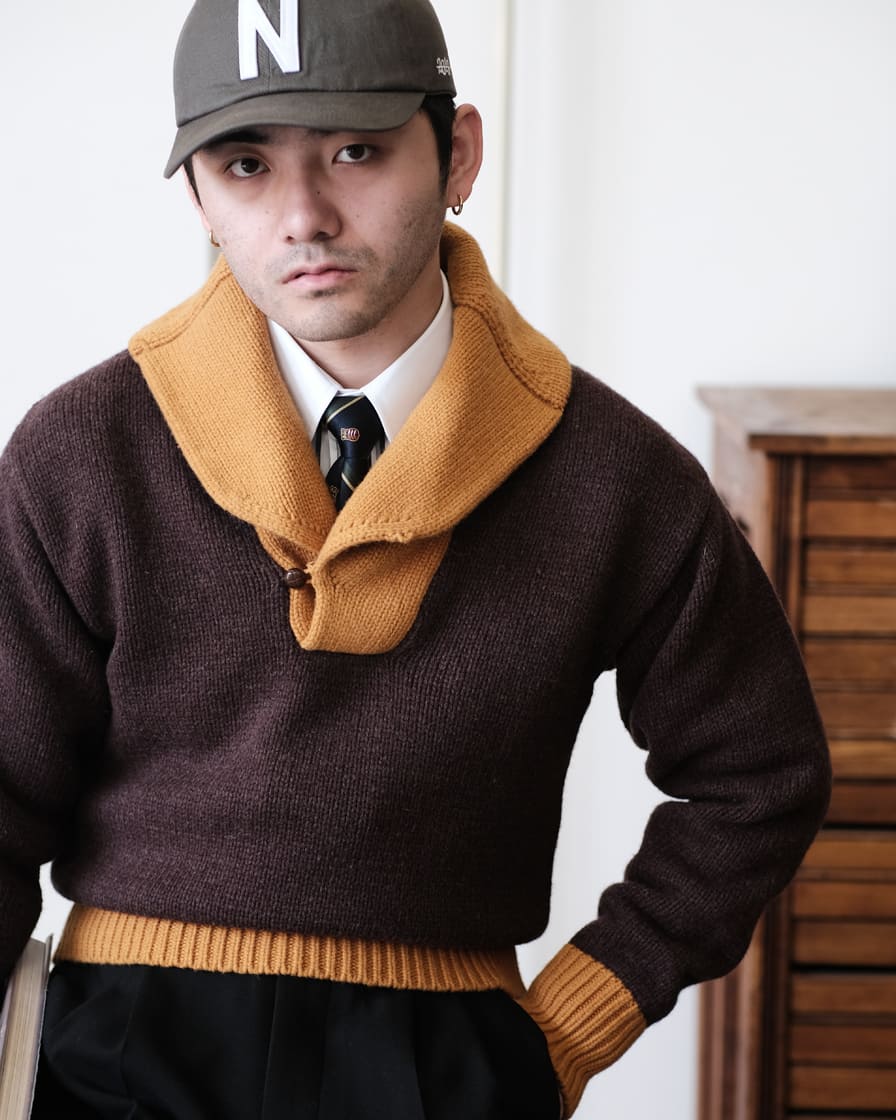Two-tone Shawl Collar Jumper - Image 3