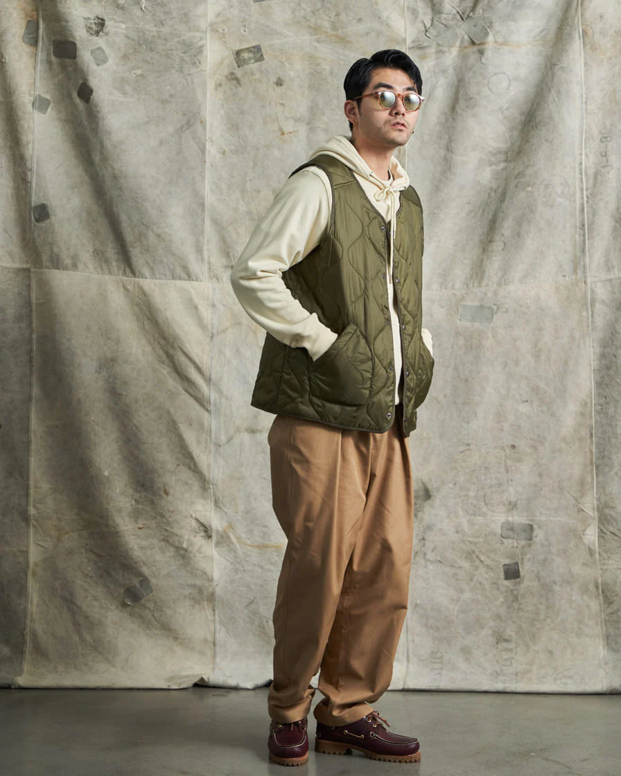 Waved Quilting Vest - Image 3