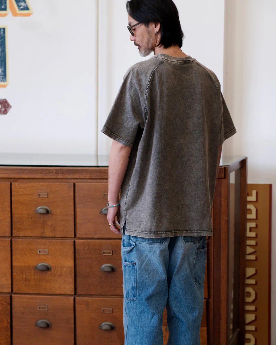 Wax-dyed T-shirts - Image 15